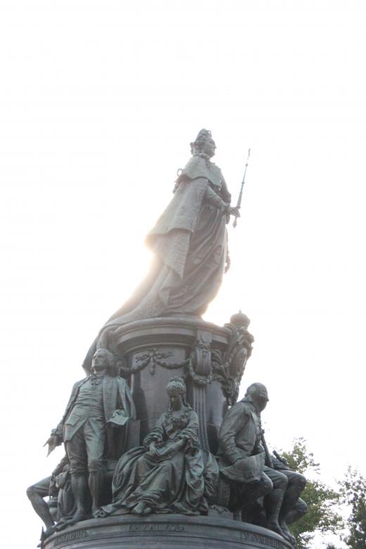 Free stock image of Monument in sunshine created by 2happy