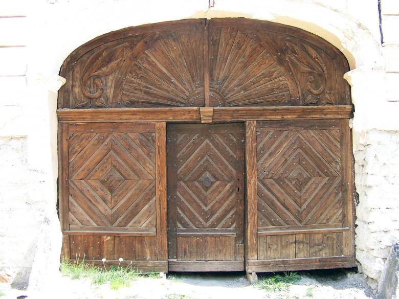 Free stock image of Traditional door from Romania created by Shaggy