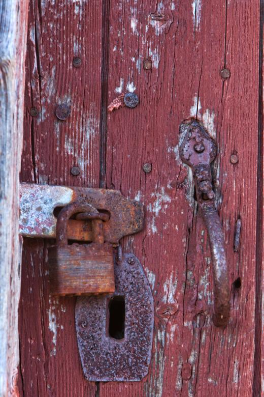 Free stock image of Latch and lock created by Geoffrey Whiteway