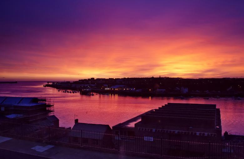 Free stock image of River Tyne Sunrise created by Ian Morgan