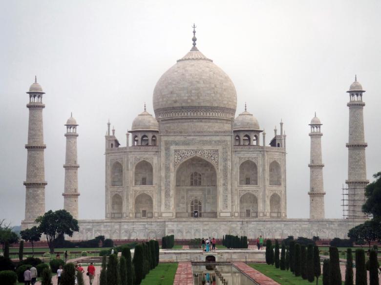 Free stock image of Taj Mahal created by Benjamin Miller