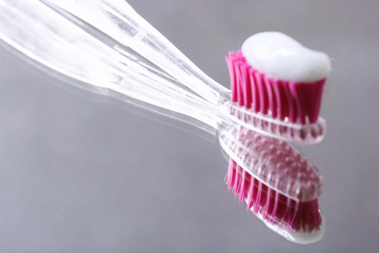 Free stock image of toothbrush with toothpaste created by 2happy