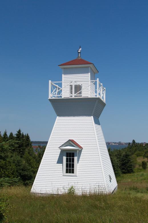 Free stock image of Lighthouse created by Geoffrey Whiteway