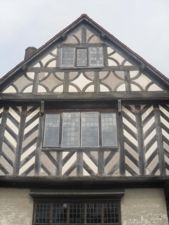 Free stock image of Tudor hall created by Mark Gleeson