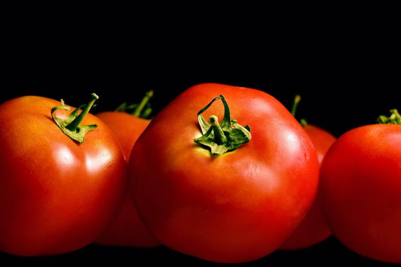 Free stock image of Red tomatoes created by 2happy