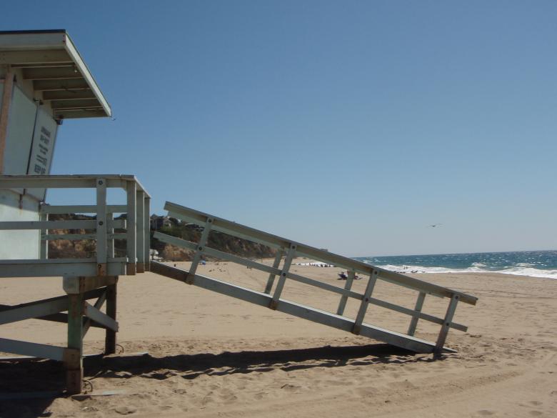 Free stock image of Lifeguard Tower created by Wady Galfskiy
