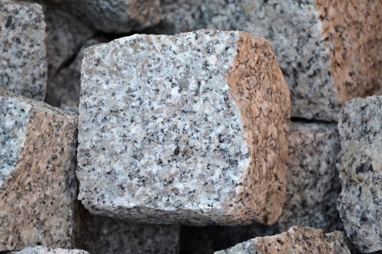 Free stock image of Stone cube created by Tomas Adomaitis