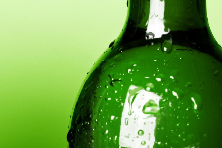 Free stock image of Bottle with water drops - Green Background created by 2happy