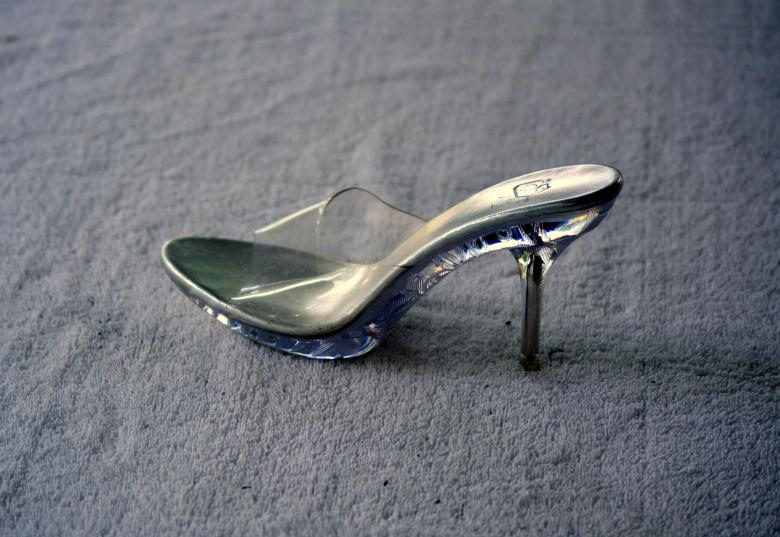 Free stock image of Glass Slipper created by Vincent alvino