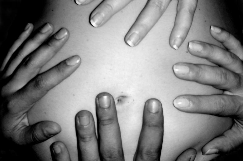 Free stock image of Hands on a pregnant belly created by Jack Moreh