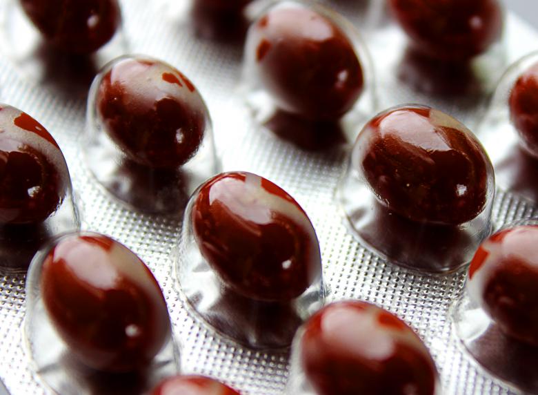 Free stock image of Omega 3 gel capsules created by Jack Moreh