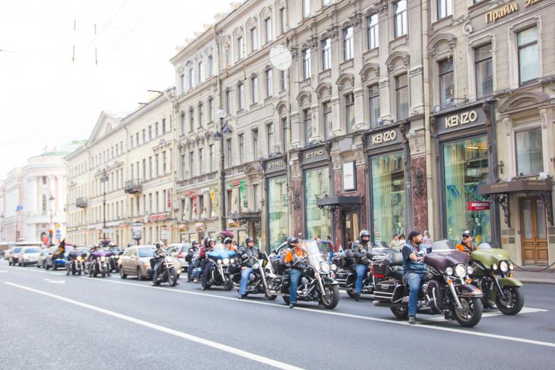 Free stock image of motorcyclists created by 2happy