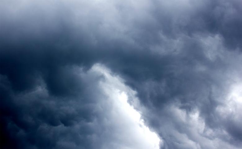 Free stock image of Stormy coulds created by Alen