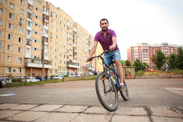 Free stock image of Cyclist created by 2happy