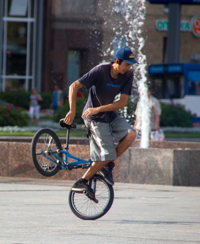 Free stock image of Cyclist created by 2happy