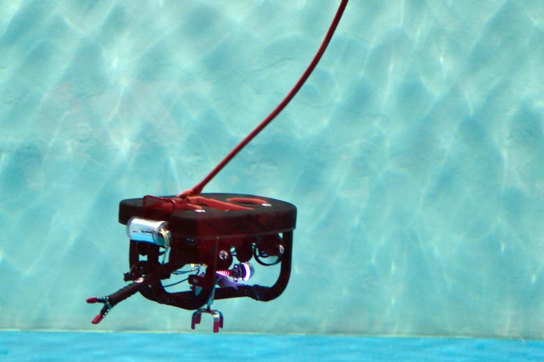 Free stock image of ROV created by Geoffrey Whiteway