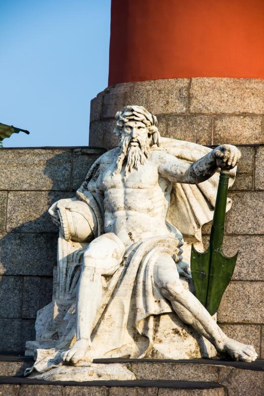 Free stock image of Statue of Neptune created by 2happy
