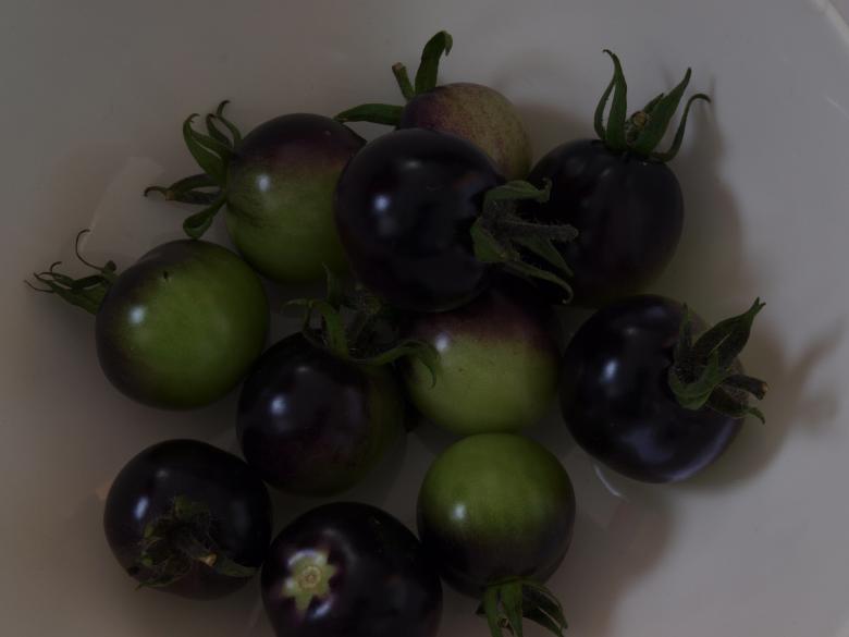 Free stock image of Black/green fruits created by Marko Mäkinen