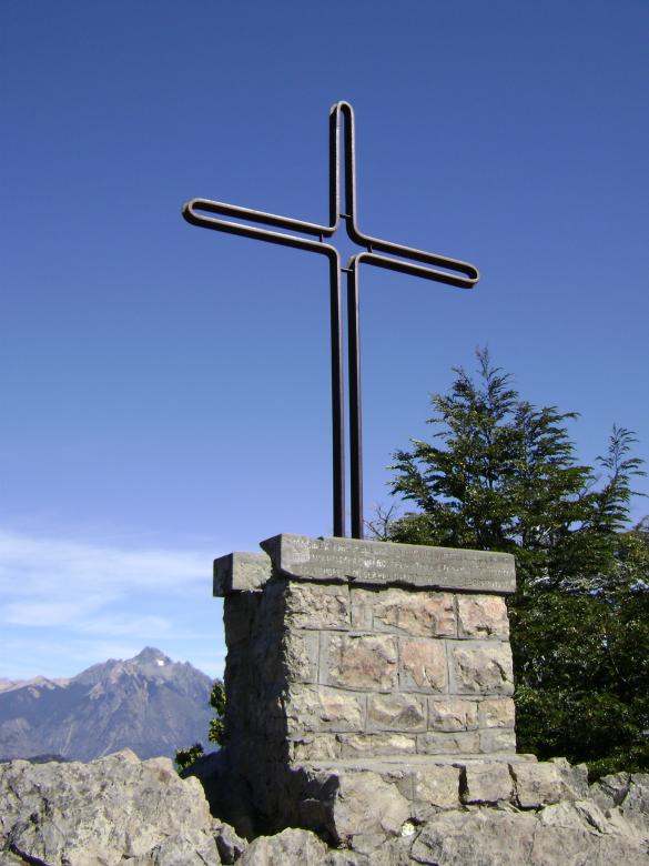 Free stock image of Cross created by Fernando M Salinas