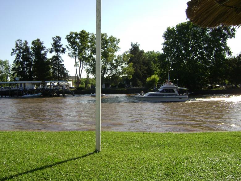 Free stock image of River created by Fernando M Salinas