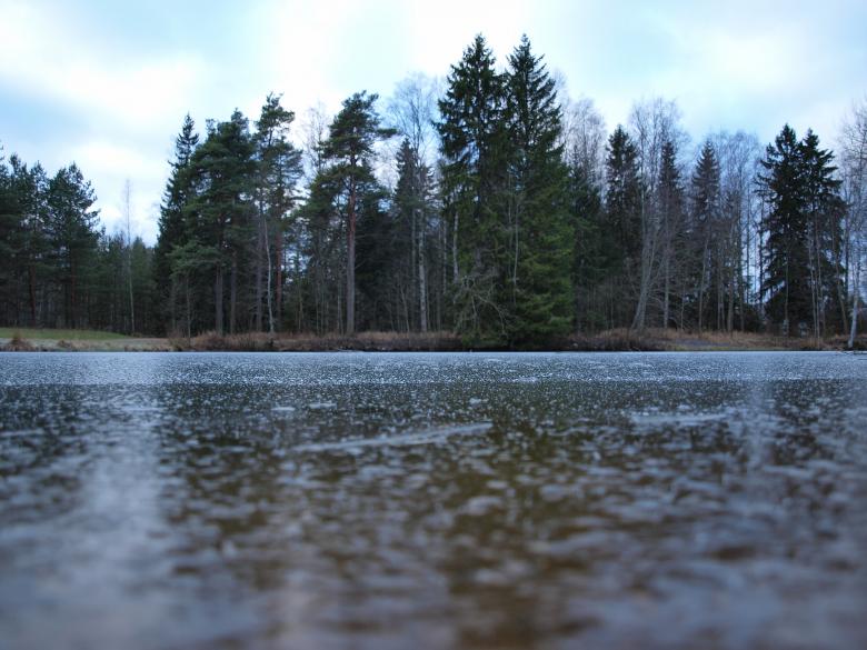 Free stock image of Frozen pond created by Marko Mäkinen