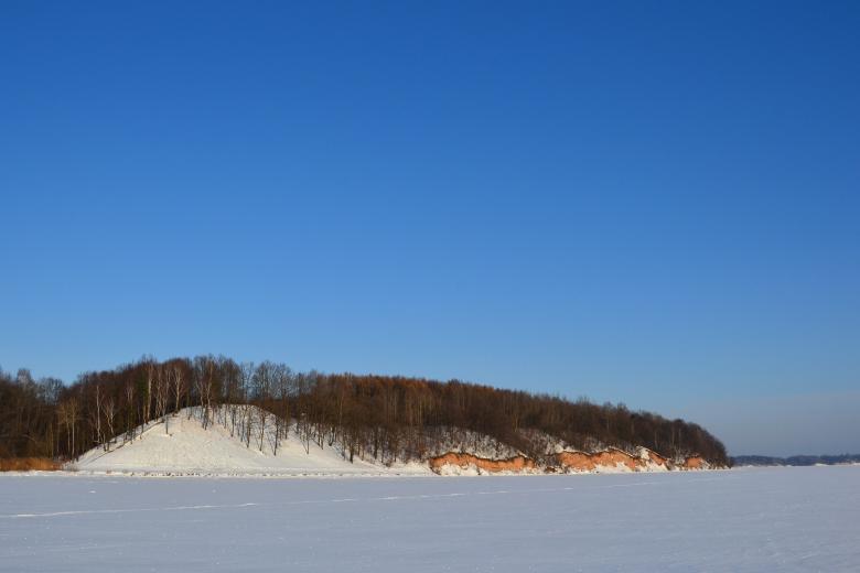Free stock image of Frozen lake and shores created by Tomas Adomaitis