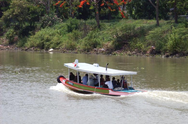 Free stock image of Ferry Boat on the Chaoi Phraya River created by Chas Mac