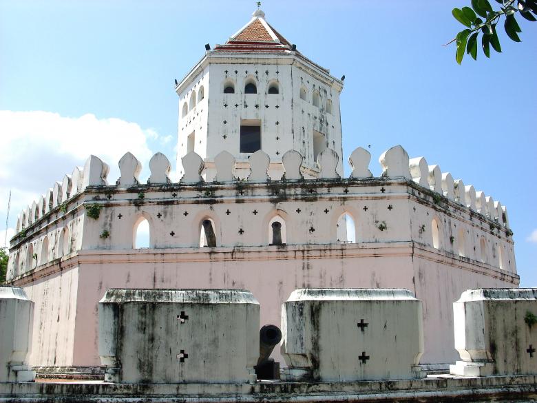 Free stock image of Phra Sumen Fort created by Chas Mac