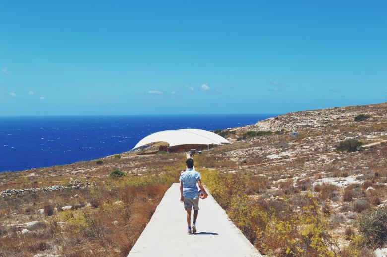 Free stock image of Walking to the Deep Blue Sea created by Unsplash