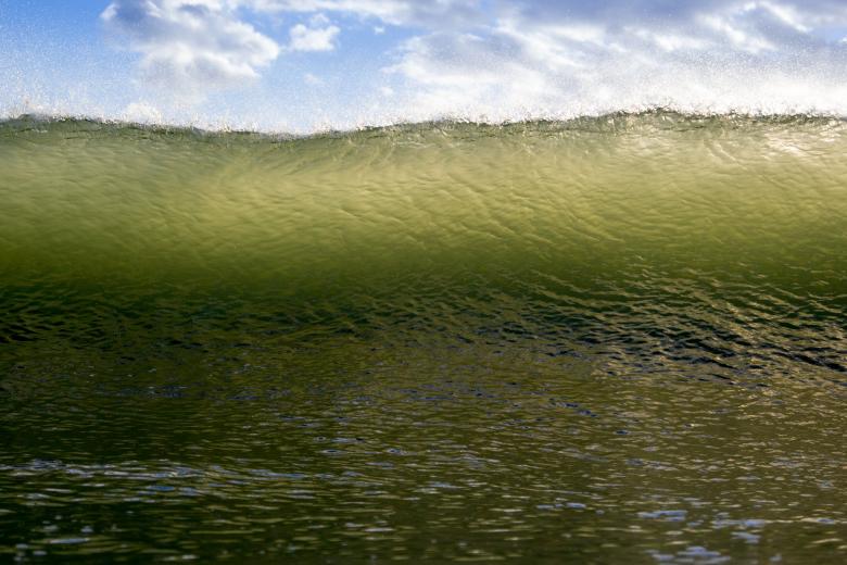 Free stock image of Breaking Wave created by Unsplash