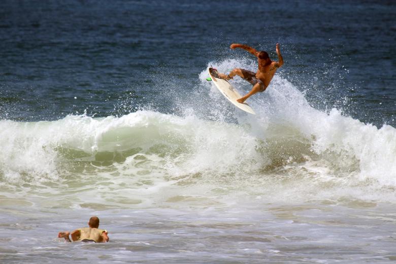Free stock image of Surfing created by Unsplash