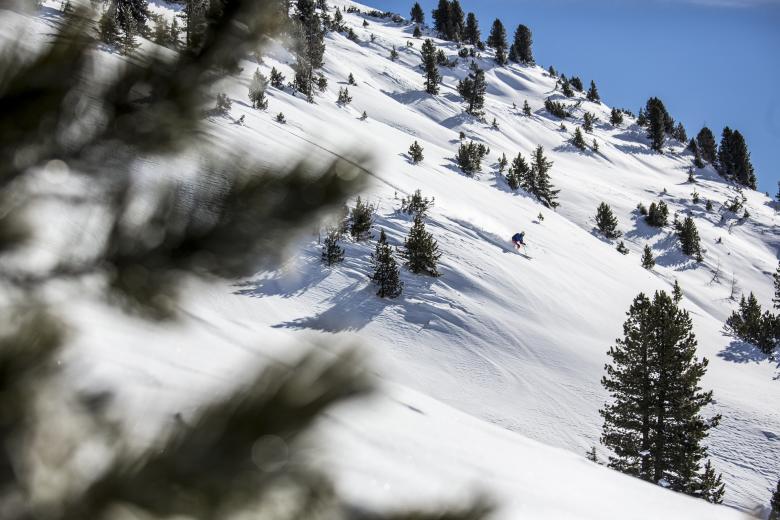Free stock image of Skiier created by Unsplash