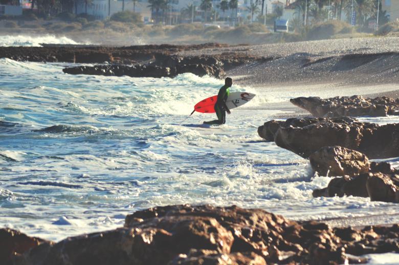 Free stock image of Surfer created by Unsplash