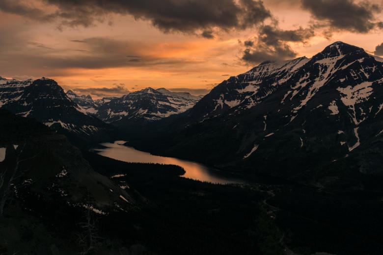 Free stock image of Mountain Range created by Unsplash
