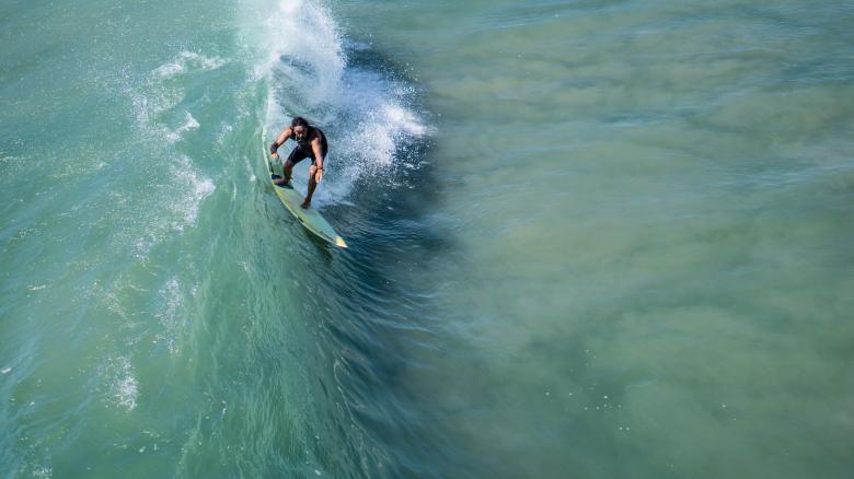 Free stock image of Playing with the wave created by Unsplash