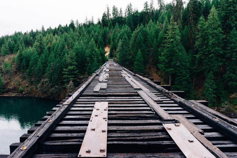 Free stock image of Train Bridge created by Unsplash
