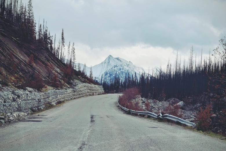 Free stock image of Road to the Mountains created by Unsplash