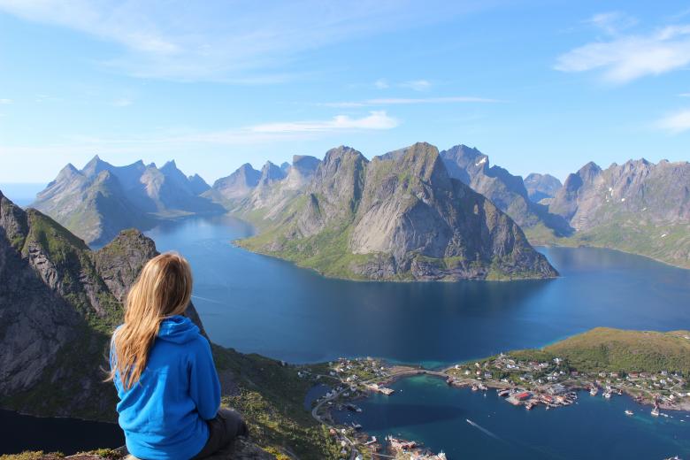 Free stock image of Observing Nature created by Unsplash