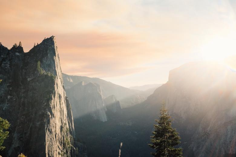 Free stock image of Cliff created by Unsplash