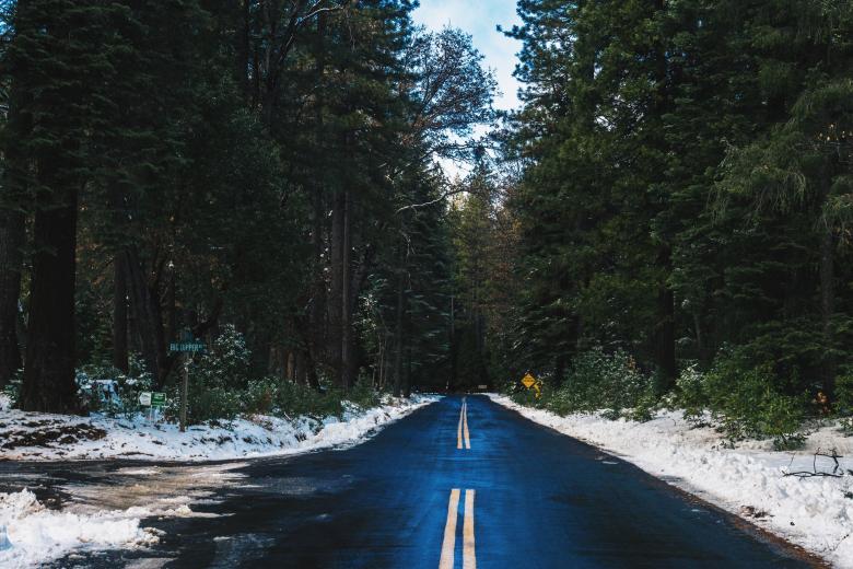Free stock image of Road in Winter created by Unsplash