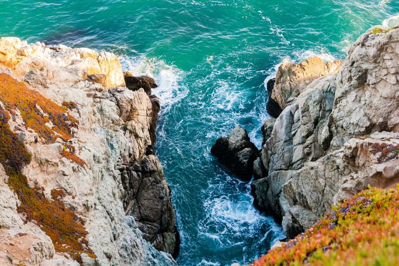 Free stock image of Cliff created by Unsplash