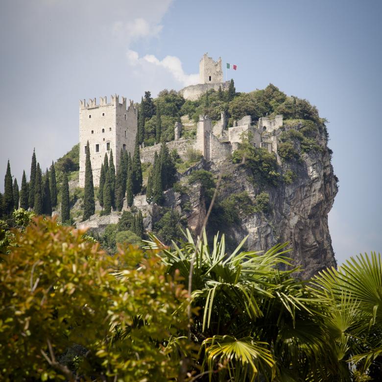 Free stock image of Arco created by Pixabay