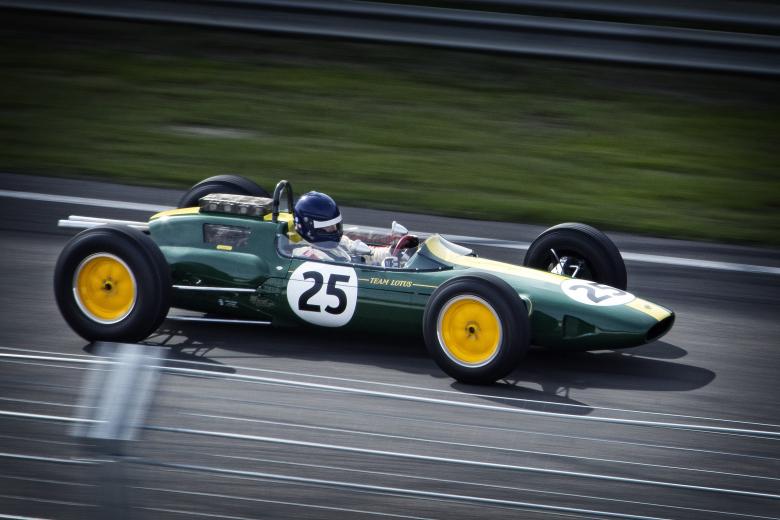 Free stock image of Racing Car created by Pixabay