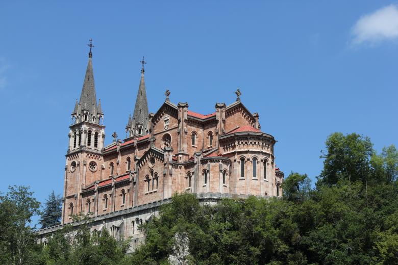Free stock image of Church created by Pixabay
