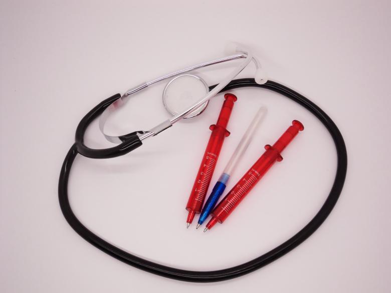 Free stock image of Stethoscope and Pens created by MAKAKIKUS