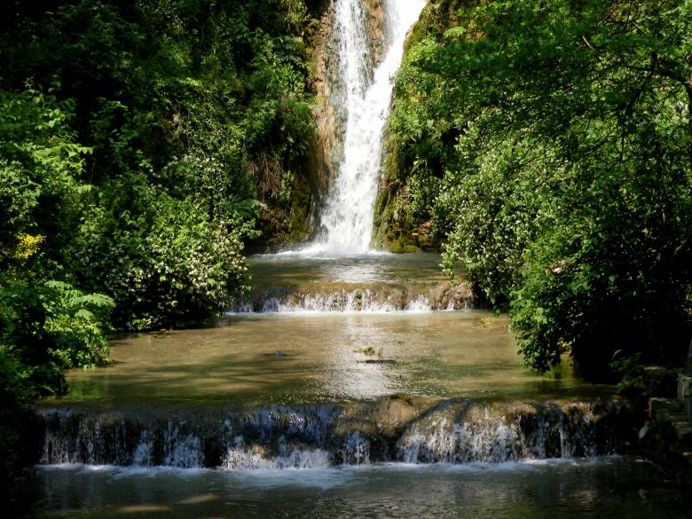 Free stock image of Cascada created by Pixabay