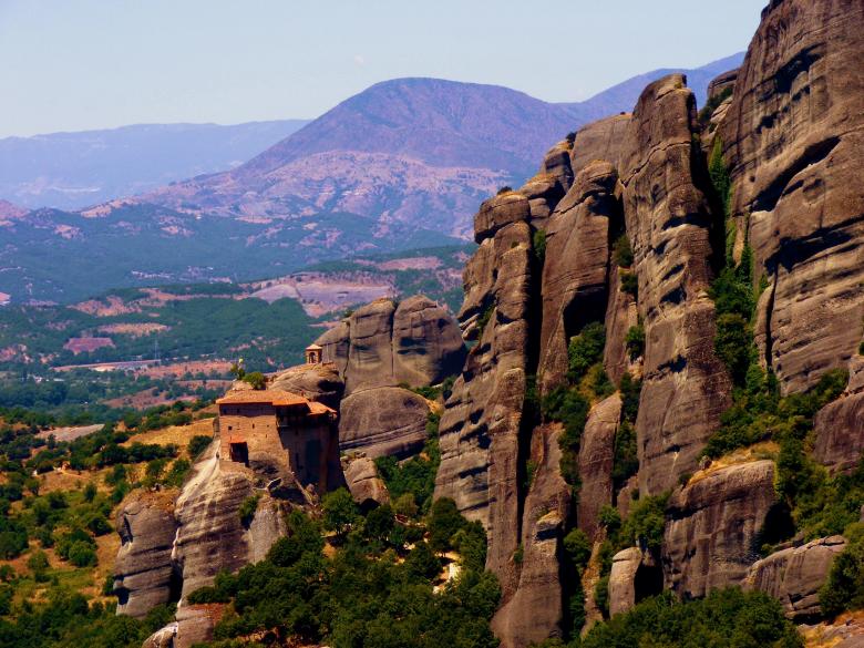 Free stock image of Meteora created by Pixabay