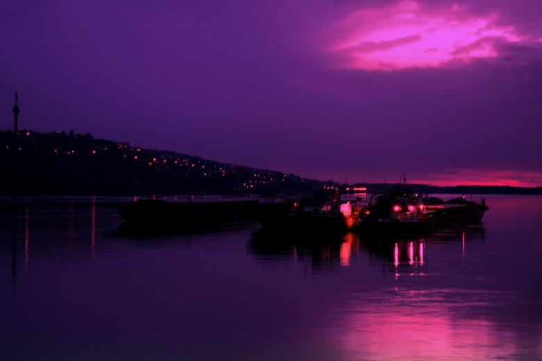 Free stock image of Night View created by Pixabay