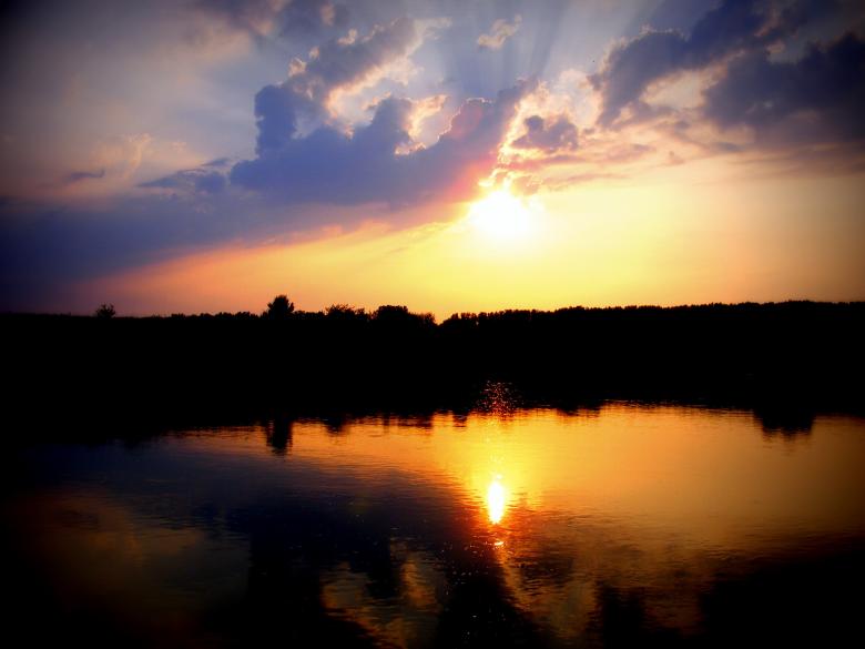 Free stock image of Reflection created by Pixabay
