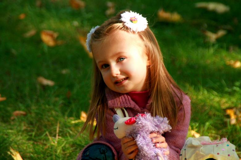 Free stock image of Little Girl created by Pixabay